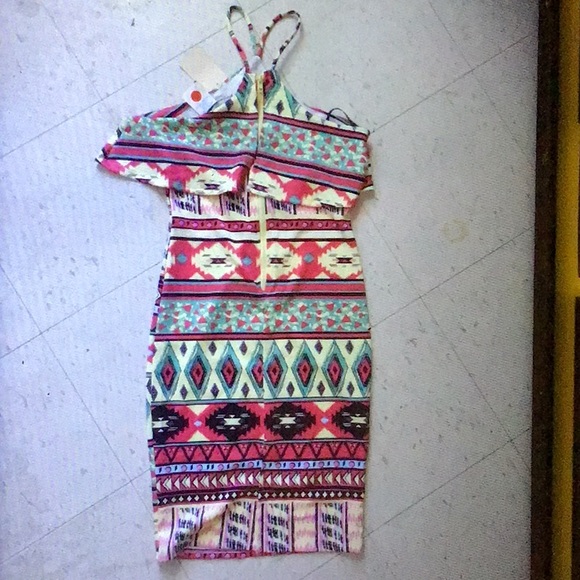 NWT…. Ladies dress - Picture 2 of 4